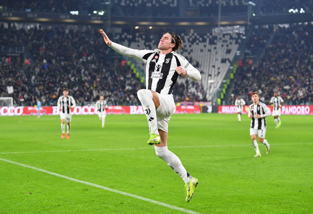 Dusan-Vlahovic-Juventus-Cagliari-Coppa-Italia-celebrate