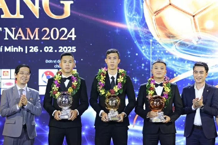 Trao giải Quả bóng vàng Việt Nam 2024: Lần đầu cho tiền đạo Tiến Linh